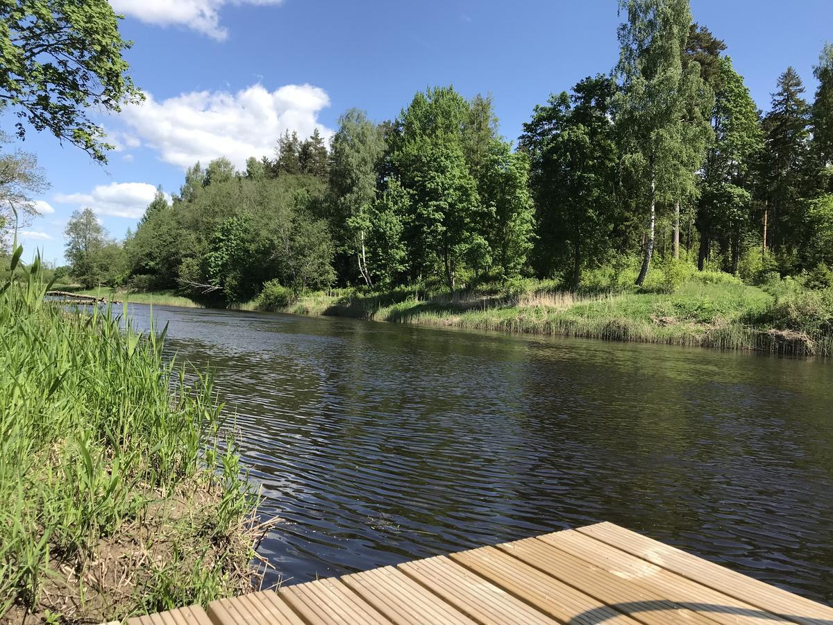 Piesta Riverside Cottage In Soomaa Region Kullimaa Exterior foto